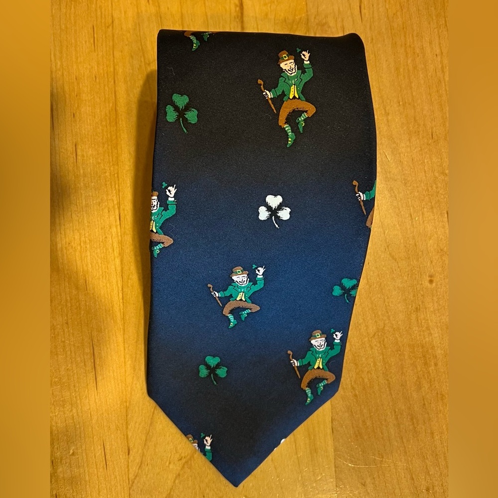 Vintage‎ Cape Cod Men’s Silk Tie Blue With Leprechauns & Shamrocks - Irish